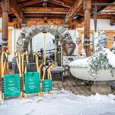 Alpen Wohlfuehlhotel Doerflwirt Otel 4*