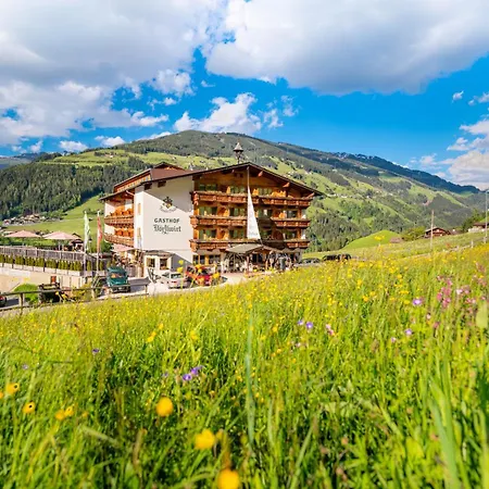 Alpen Wohlfuehlhotel Doerflwirt Otel Hainzenberg