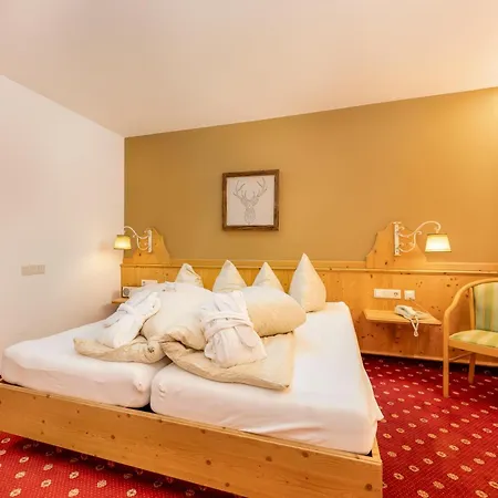 Ξενοδοχείο Alpen Wohlfuehlhotel Doerflwirt