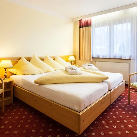 Отель Alpen Wohlfuehlhotel Doerflwirt 4*