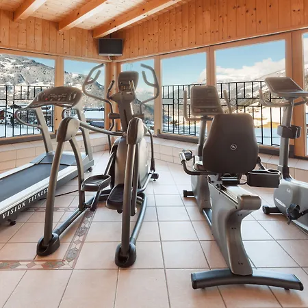 Otel Alpen Wohlfuehlhotel Doerflwirt Hainzenberg