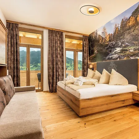 فندق Alpen Wohlfuehlhotel Doerflwirt هينزنبرغ