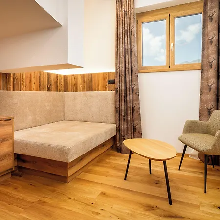Alpen Wohlfuehlhotel Doerflwirt فندق