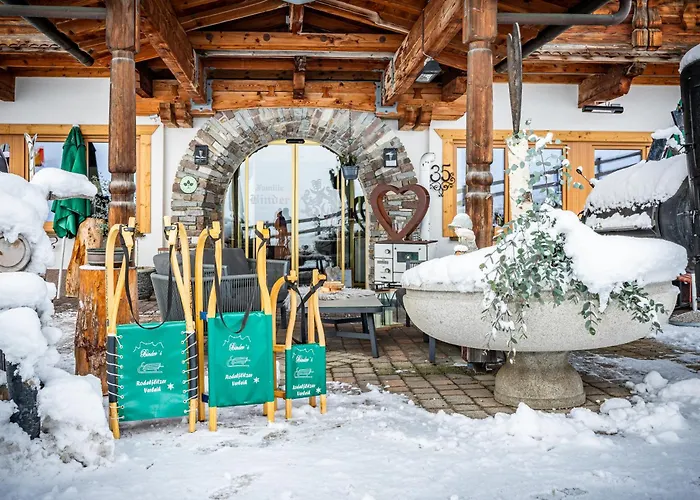 Alpen Wohlfuehlhotel Doerflwirt 호텔 4*