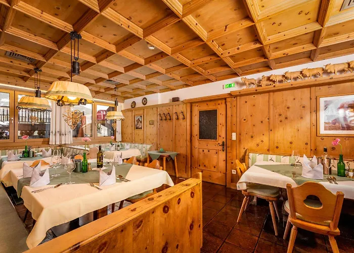 호텔 Alpen Wohlfuehlhotel Doerflwirt 4*