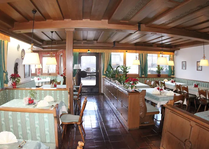 호텔 Alpen Wohlfuehlhotel Doerflwirt 하이젠베르크